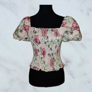 Vtg Y2K Pink Floral Lovely Top 🤍